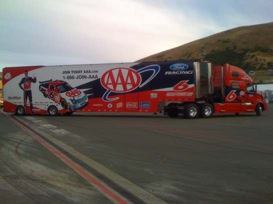 nascar hauler david ragan 6 544x408 David Ragan 2008 NASCAR Hauler