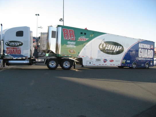 dale earnhartd jr 88 nascar hauler 544x408 Dale Earnhardt Jr 2009 NASCAR Hauler